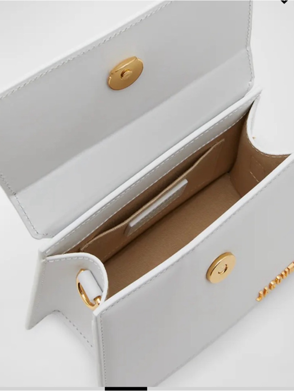 Jacquemus
Le Chiquito Moyen Top-Handle Bag - Picture 4 of 8